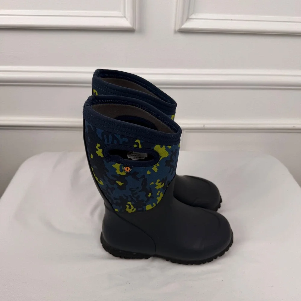 Bogs Kids Classic Camo Waterproof Insulated Rain Boots Blue Yellow Size 13 72736